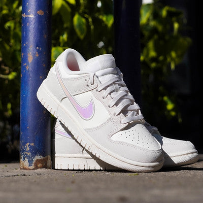 NIKE DUNK LOW IRIDISCENT SWOOSH