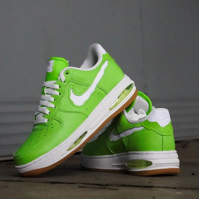 NIKE AIR FORCE ONE LOW EVO GREEN GUM