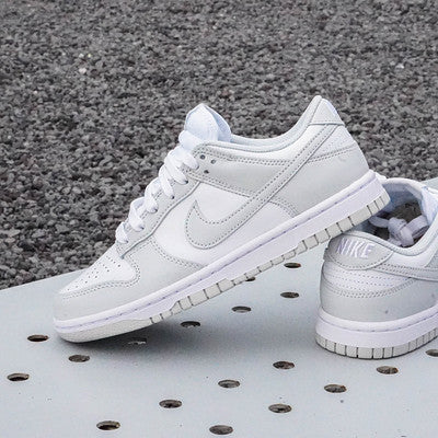 NIKE DUNK LOW PHOTON DUST W