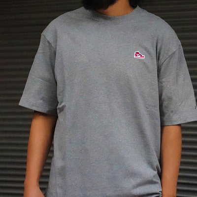 JORDAN TEE SNEAKER PATCH GREY