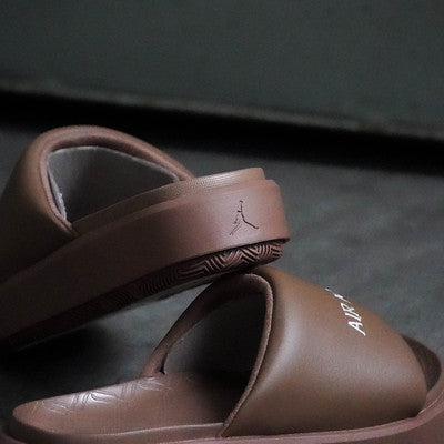 JORDAN SOPHIA SLIDE ARCHAEO BROWN W