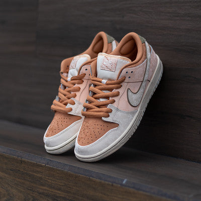 NIKE SB DUNK LOW TROCADERO GARDENS