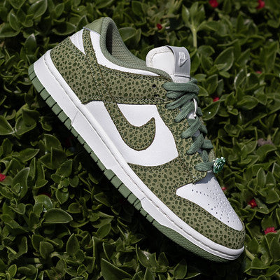 NIKE DUNK LOW SAFARI OIL GREEN W
