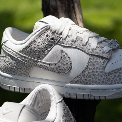 NIKE DUNK LOW SAFARI PHANTOM W