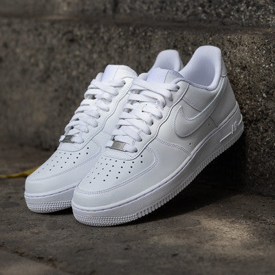 NIKE AIR FORCE ONE CLASSIC WHITE