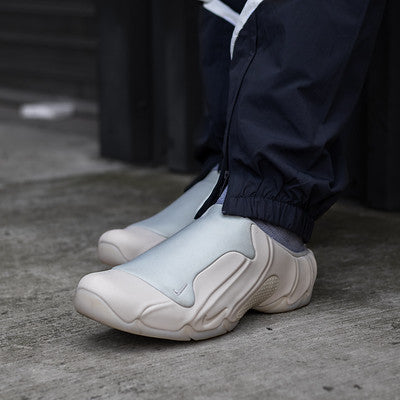 NIKE CLOGPOSITE LIGHT OREWOOD BROWN