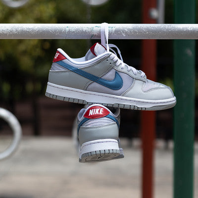 NIKE DUNK LOW SILVER BLUE