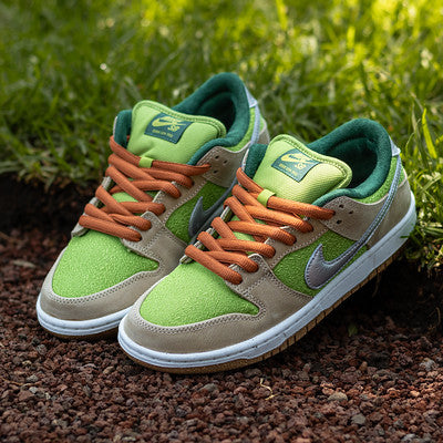 NIKE SB DUNK LOW ESCARGOT