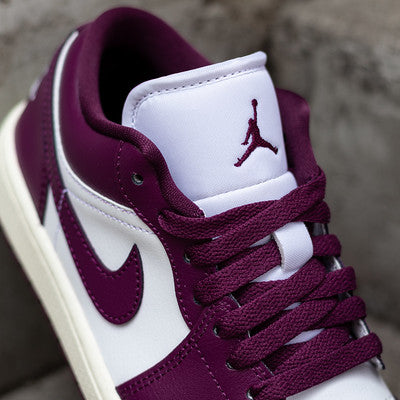 AIR JORDAN 1 LOW FIREBERRY W