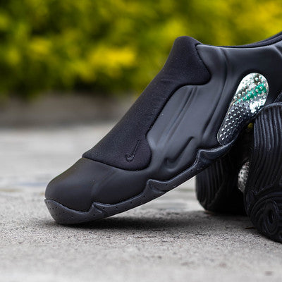NIKE CLOGPOSITE BLACK SILVER