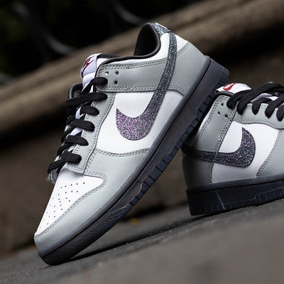 NIKE DUNK LOW GREY GLITTERS SWOOSH W