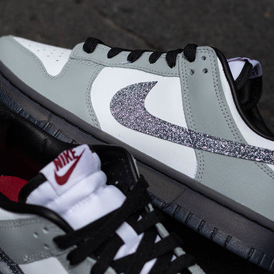 NIKE DUNK LOW GREY GLITTERS SWOOSH W