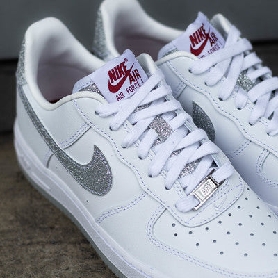 NIKE AIR FORCE ONE LOW WHITE GREY BLING W