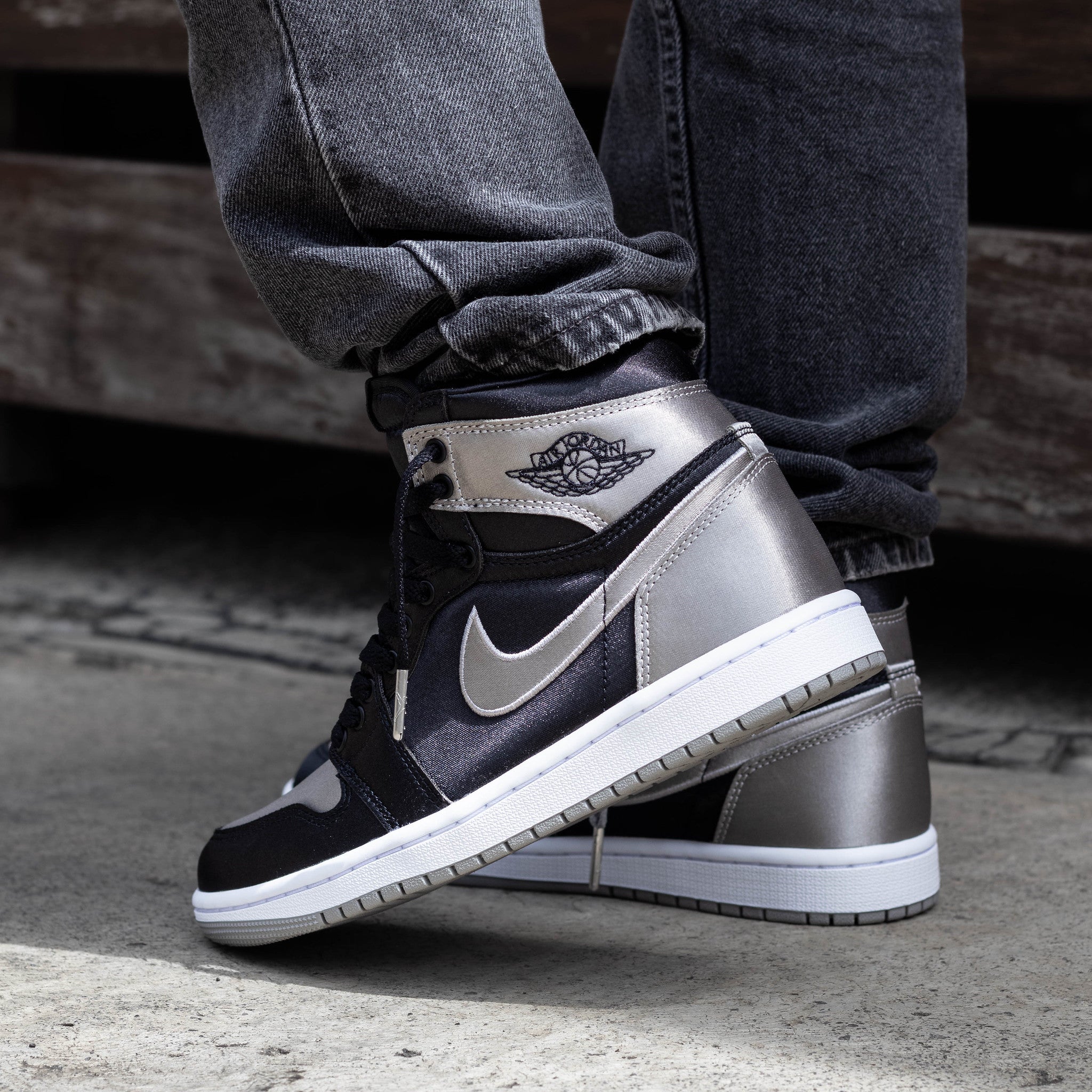 AIR JORDAN 1 HIGH SATIN SHADOW W