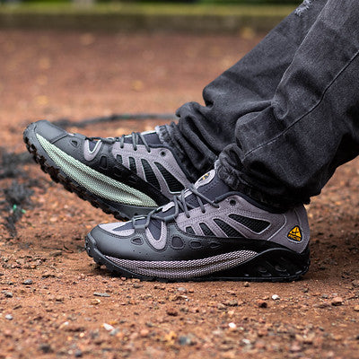 NIKE ACG AIR EXPLORED LIGHT GRAPHITE