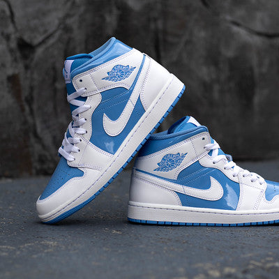 AIR JORDAN 1 MID LEGEND BLUE
