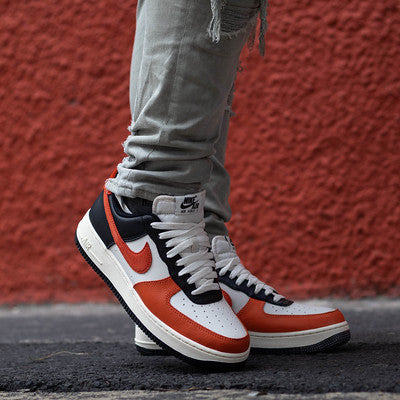 NIKE AIR FORCE ONE LOW VINTAGE CORAL