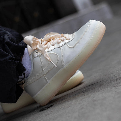 NIKE AIR FORCE ONE LOW SAIL BARELI ORANGE