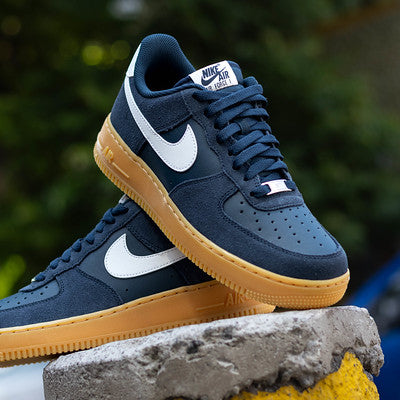 NIKE AIR FORCE ONE LOW ARMORY NAVY GUM