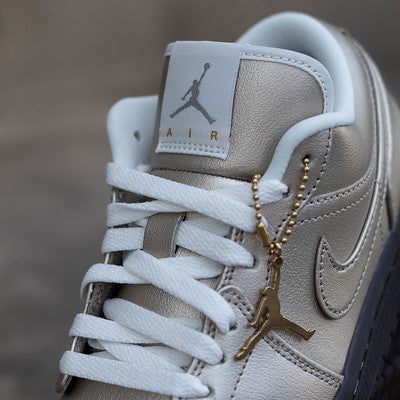 AIR JORDAN 1 LOW METALLIC ZINC W