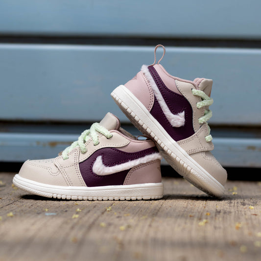 AIR JORDAN 1 LOW TD LEGEND BROWN