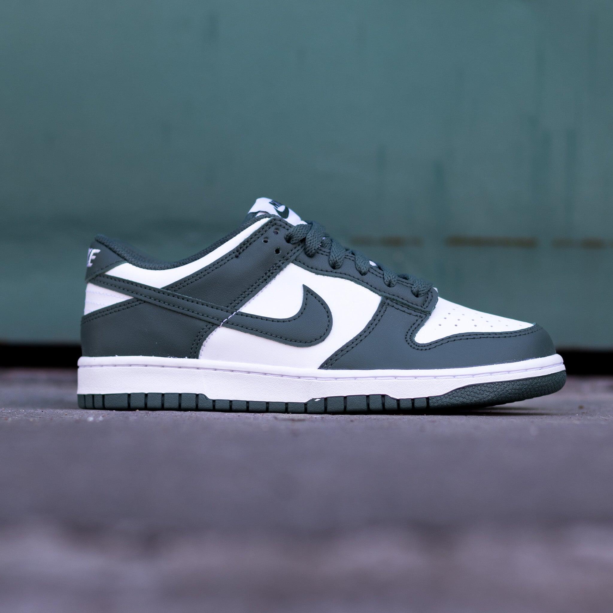 NIKE DUNK LOW VINTAGE GREEN PS