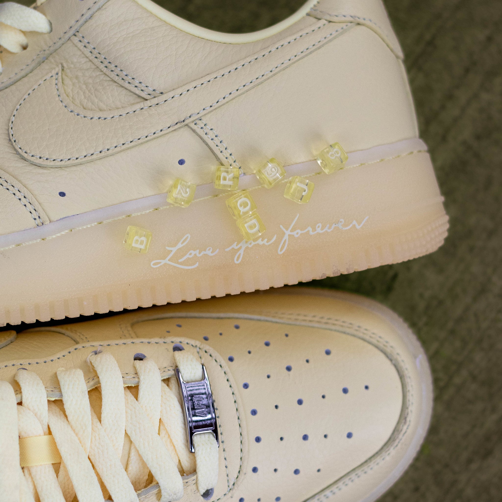 NIKE AIR FORCE ONE LOW NOCTA CITRON