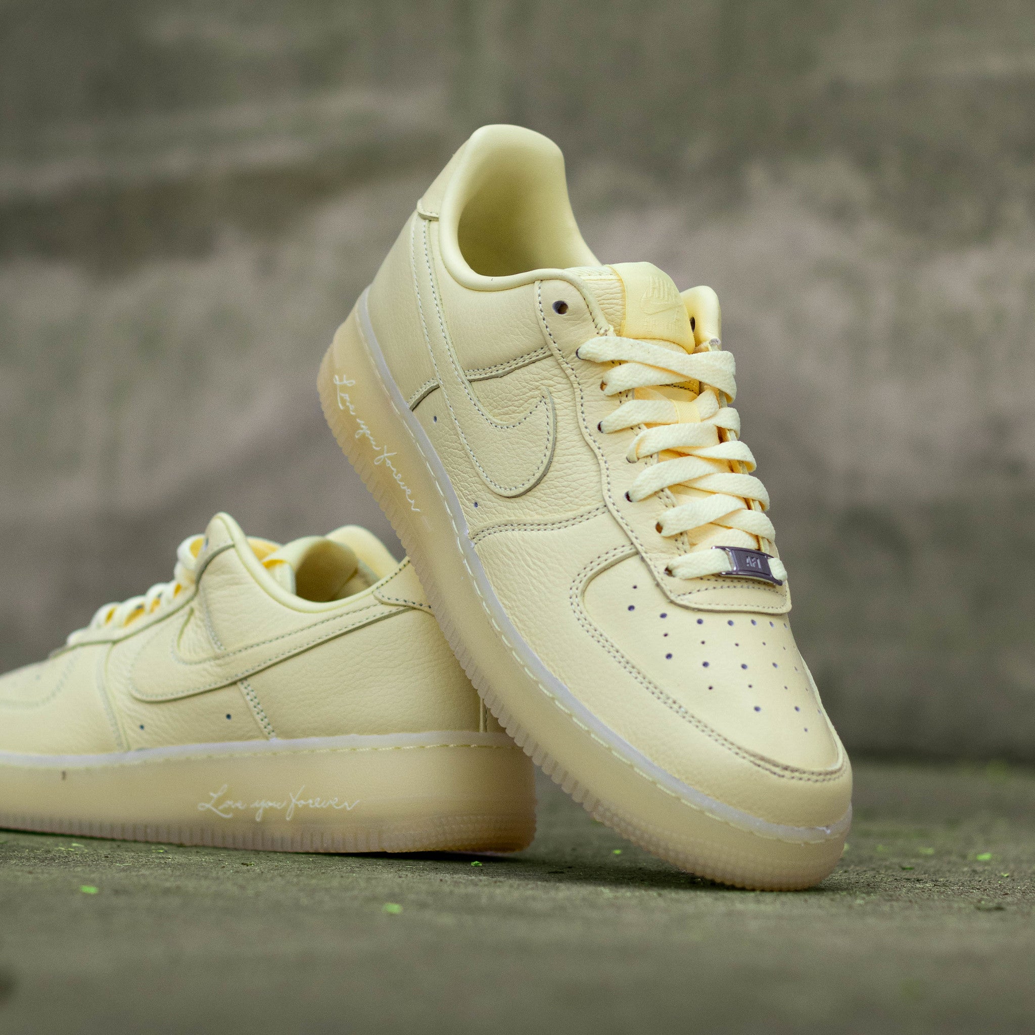 NIKE AIR FORCE ONE LOW NOCTA CITRON