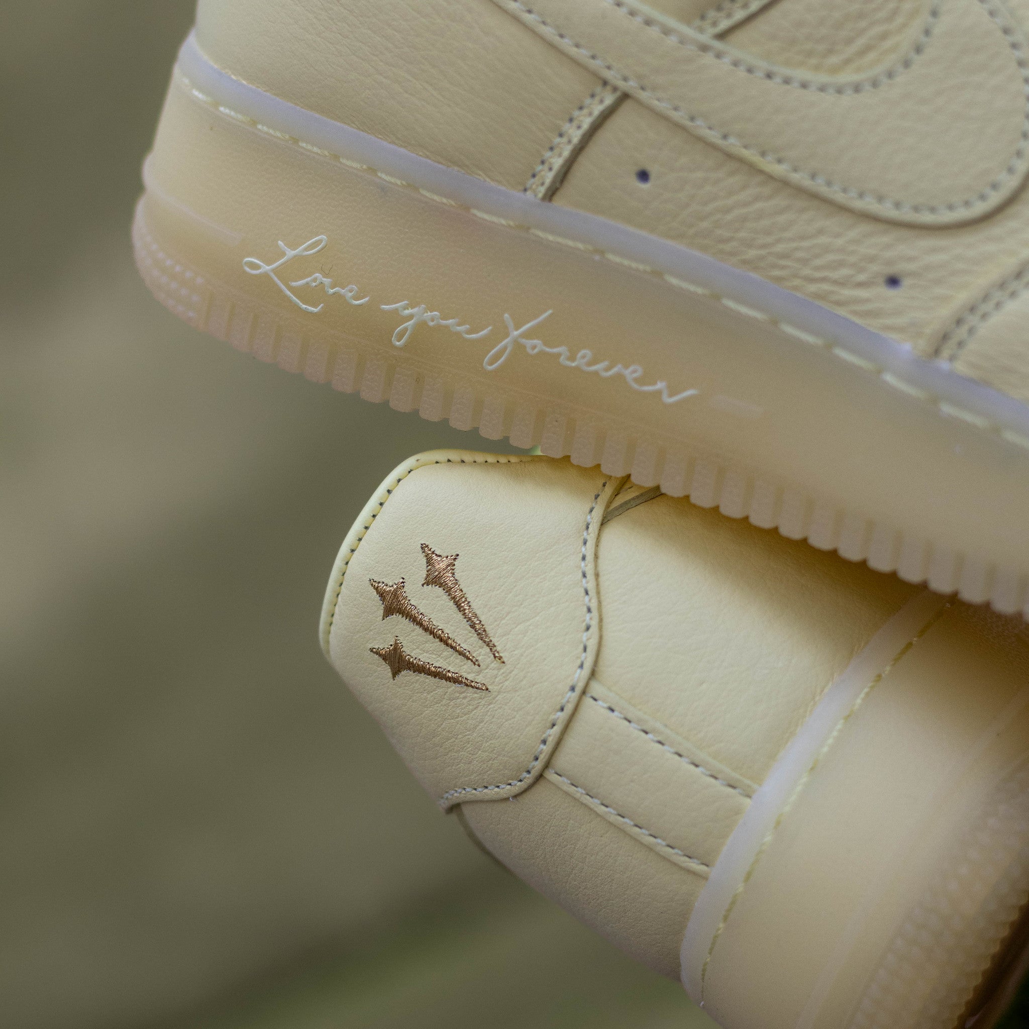 NIKE AIR FORCE ONE LOW NOCTA CITRON