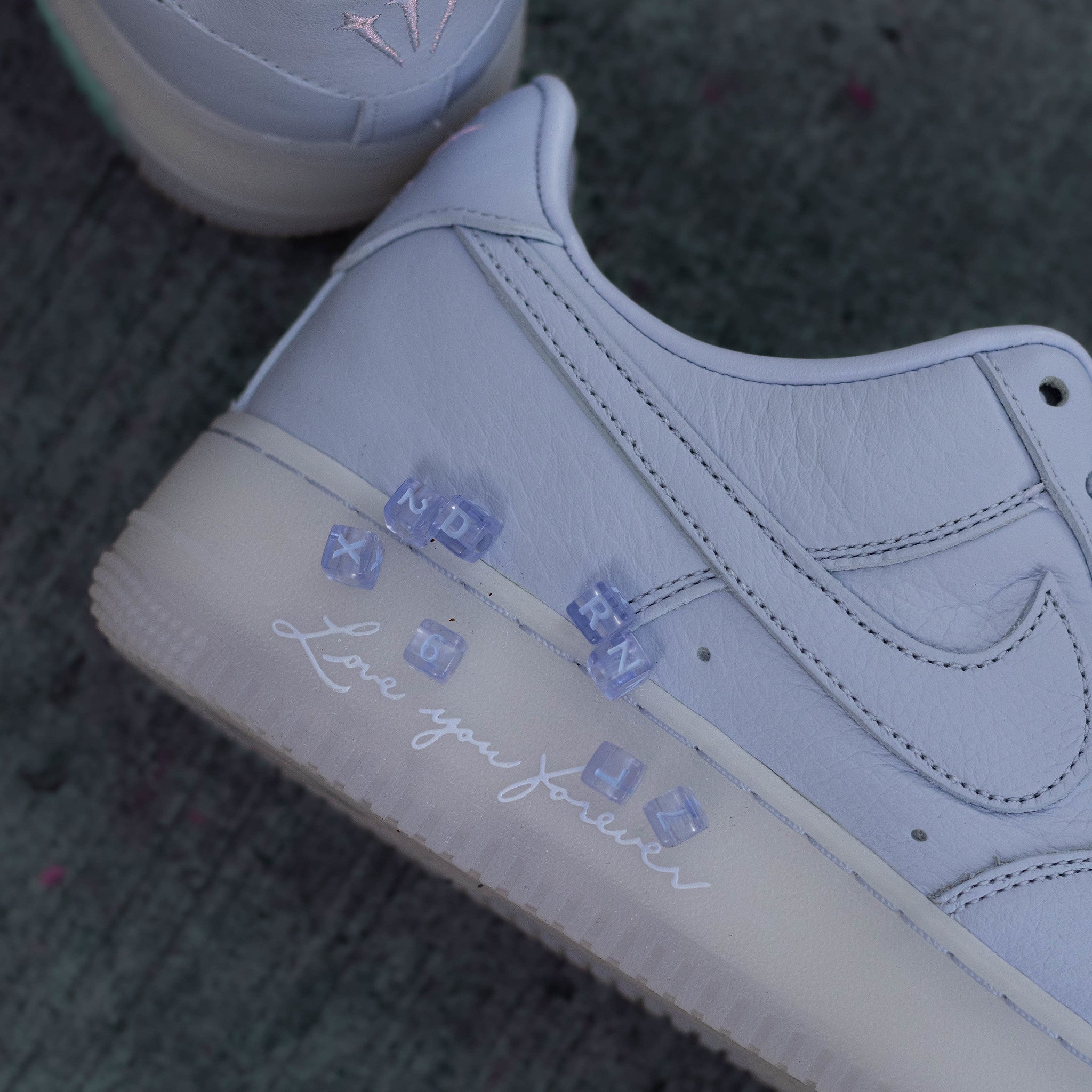 AIR FORCE ONE LOW NOCTA PALEST PURPLE