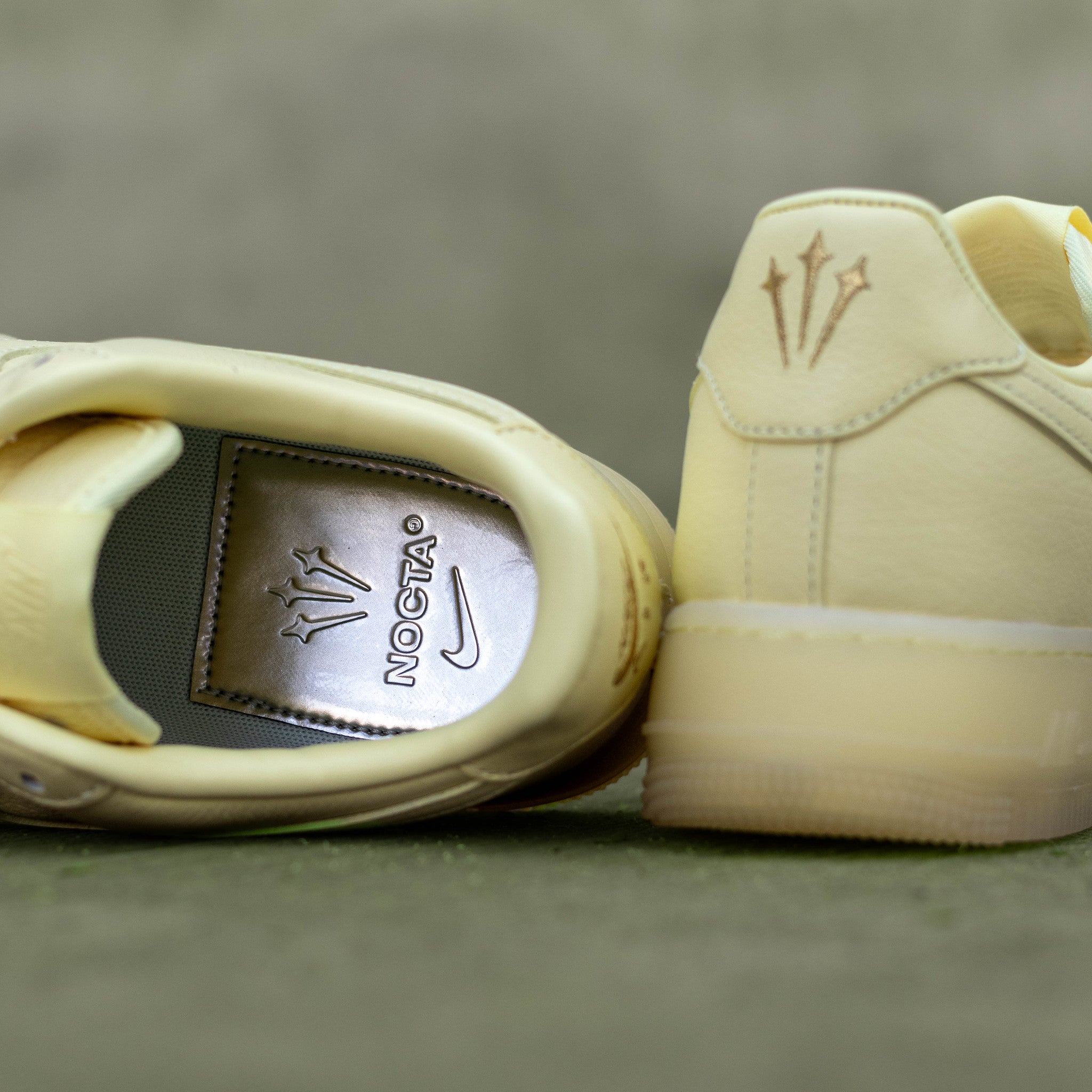 NIKE AIR FORCE ONE LOW NOCTA CITRON