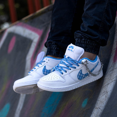 NIKE SB DUNK LOW X NICOLE HAUSE
