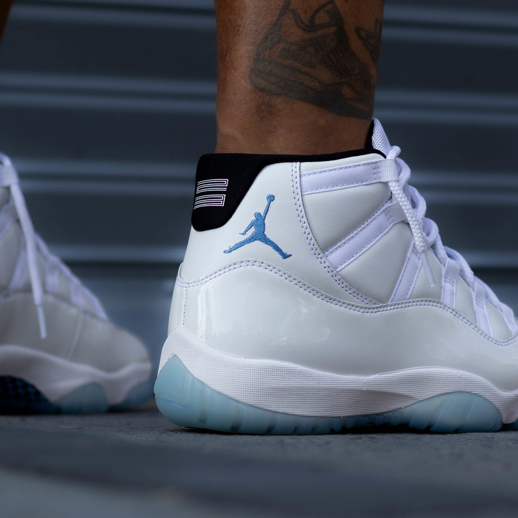 AIR JORDAN 11 LEGEND BLUE