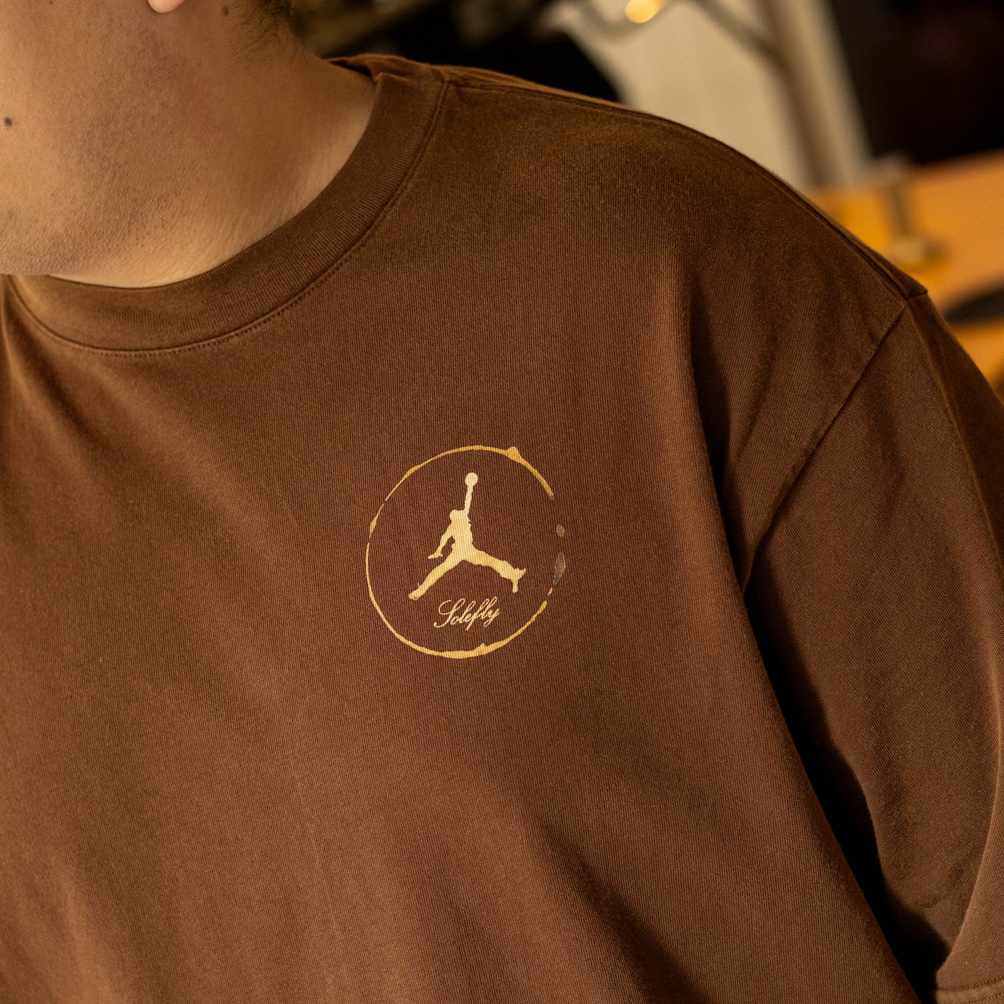 JORDAN X SOLEFLY TEE BARISTA CACAO