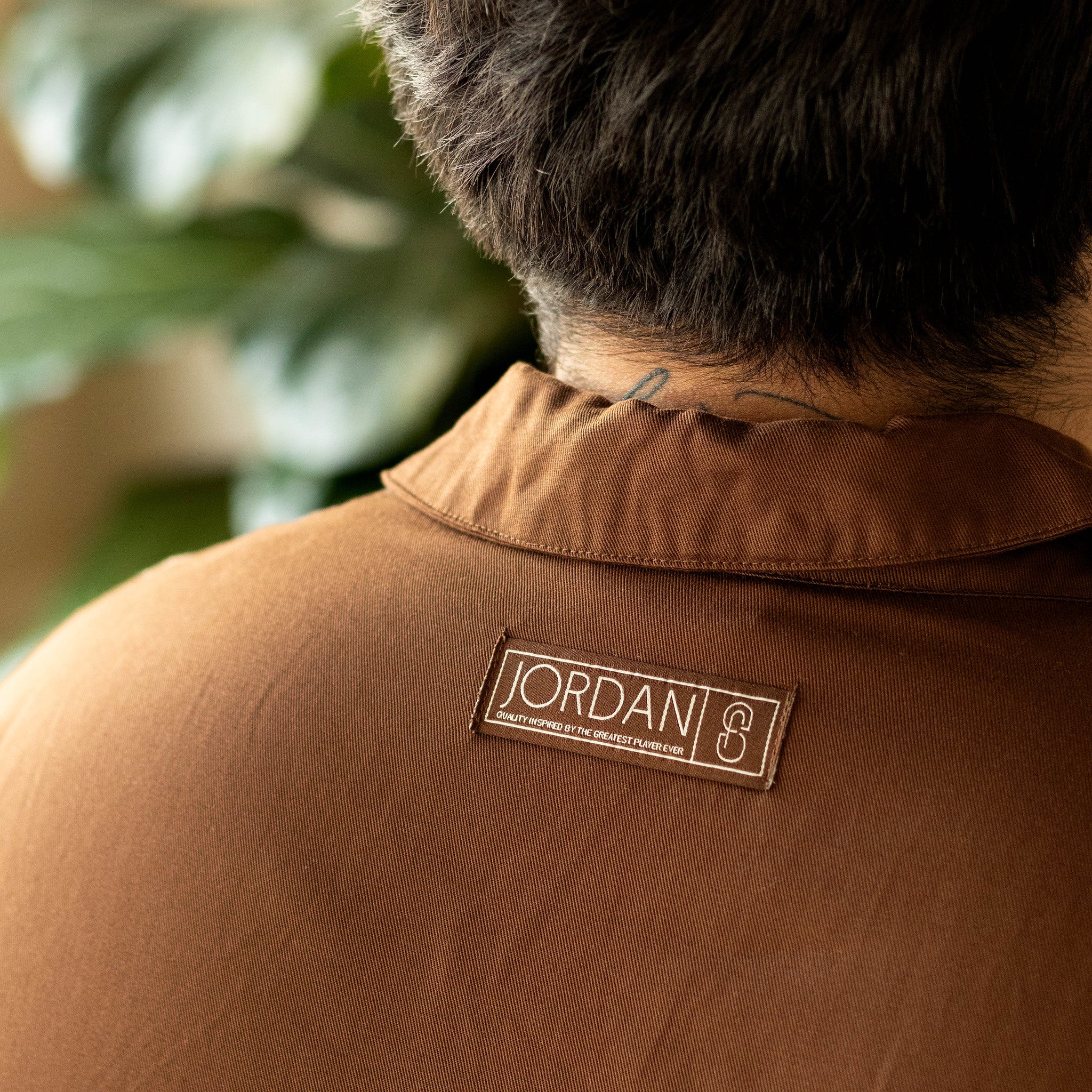 JORDAN X SOLEFLY SHIRT BARISTA CACAO