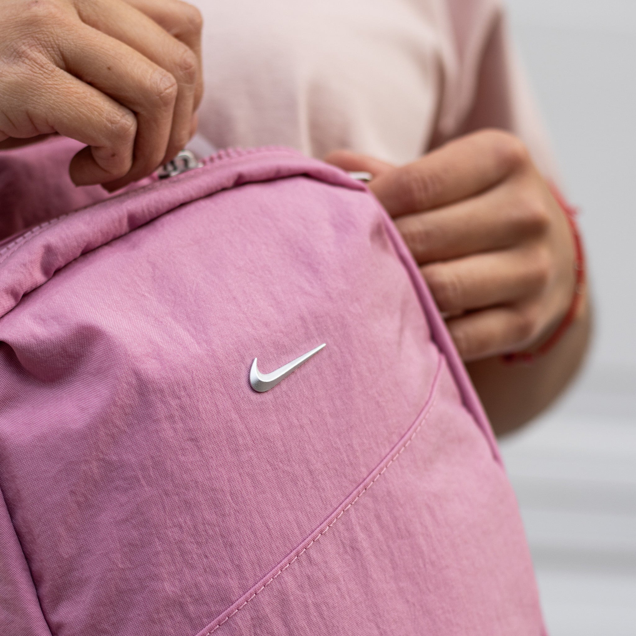 NIKE CROSS BACK PINK AURA