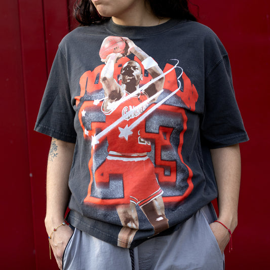 JORDAN TEE GRAPHIC BLACK RED W