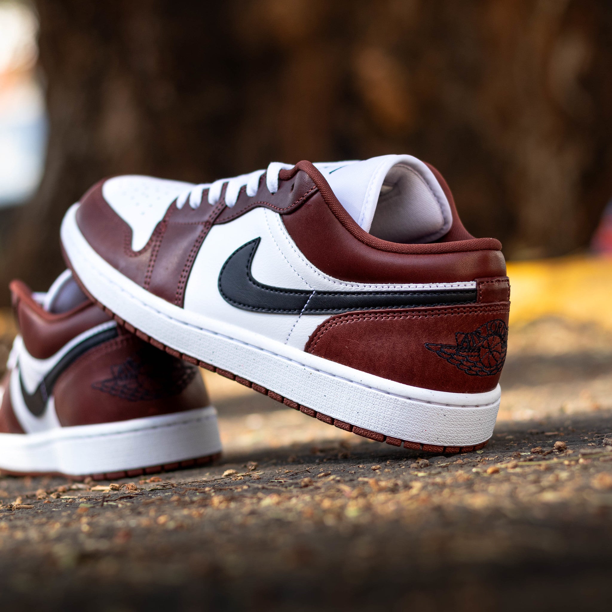 AIR JORDAN 1 LOW DARK PONY