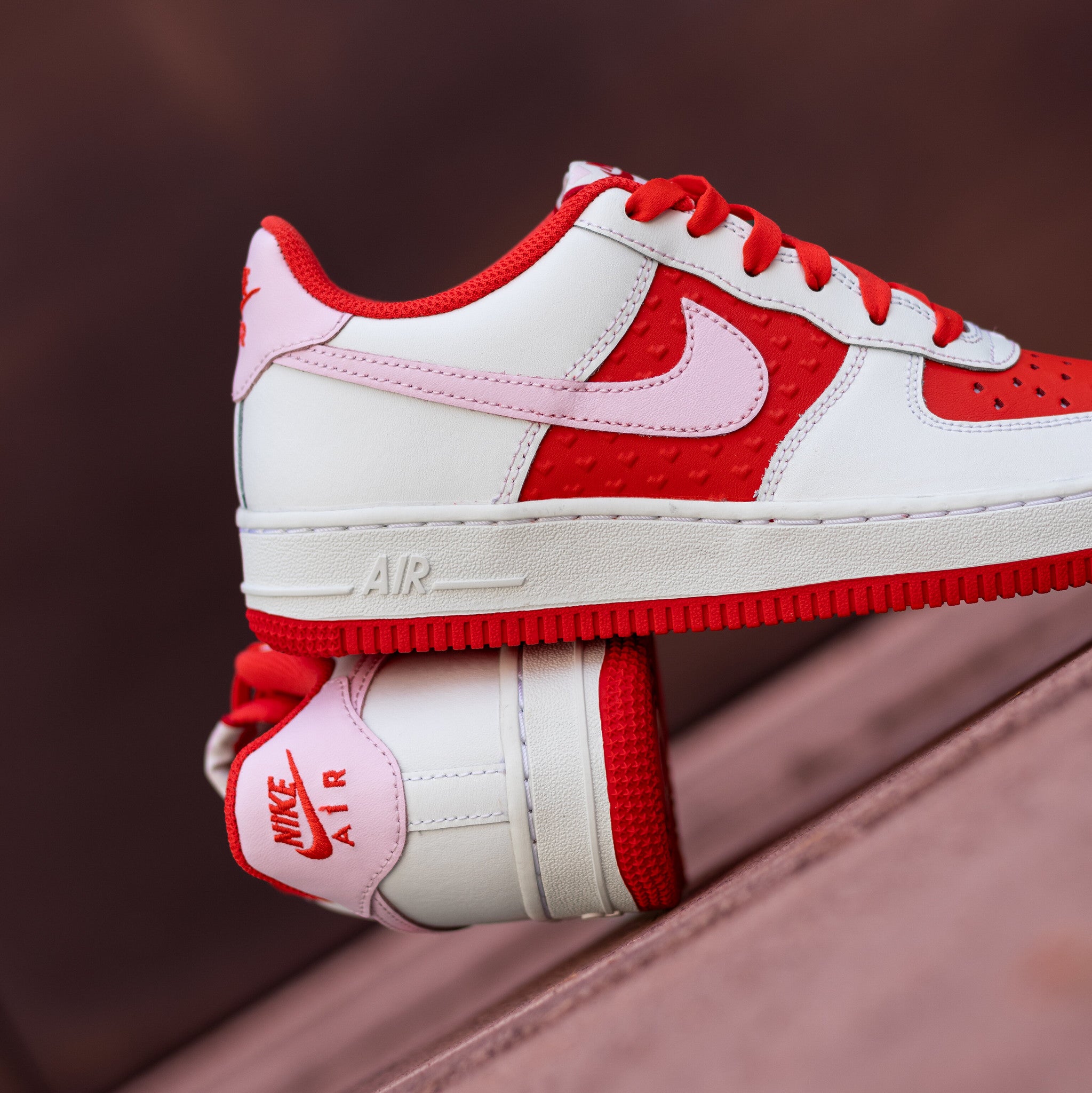 NIKE AIR FORCE ONE LOW SAN VALENTINES 25