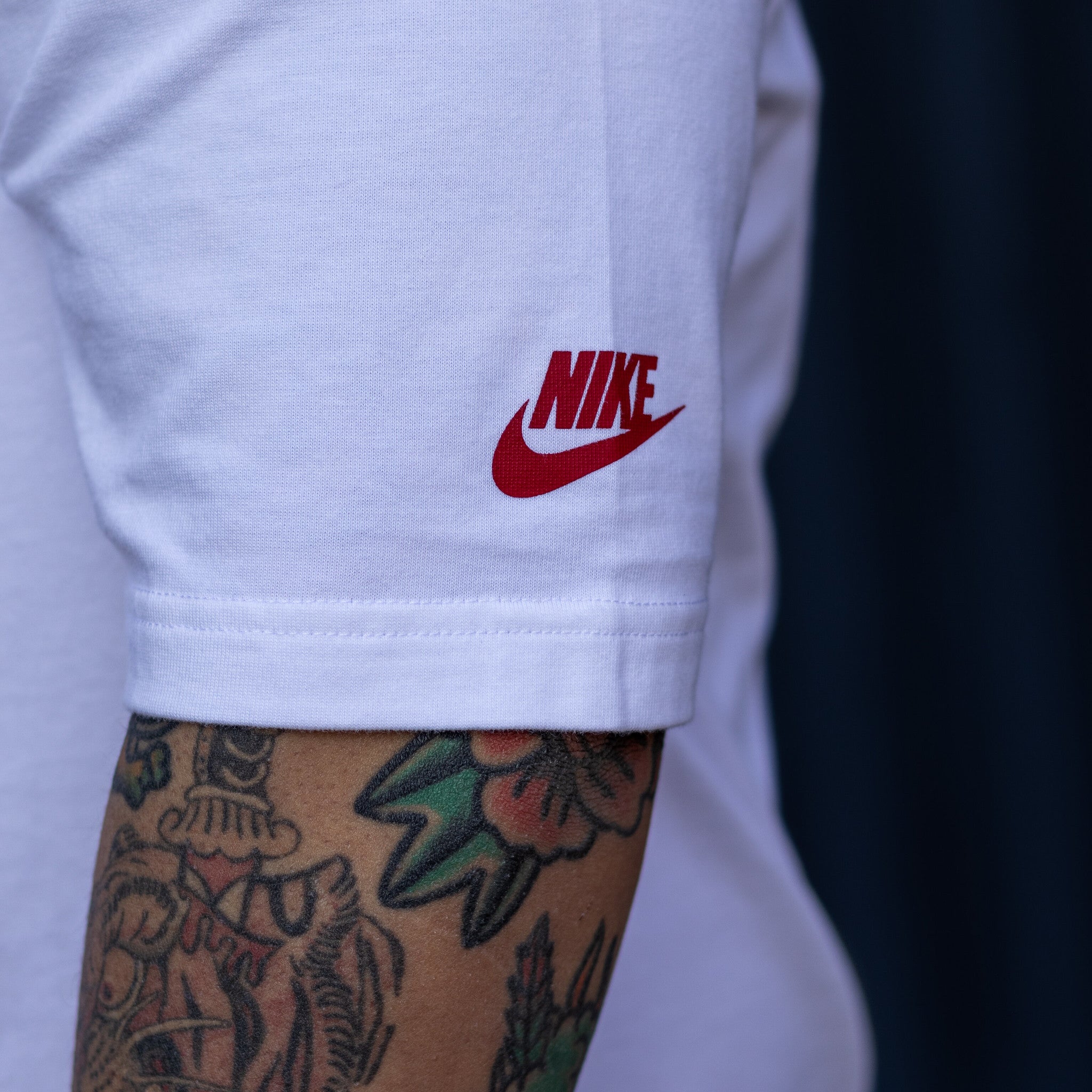 JORDAN TEE REISSUE WHITE GYM RED