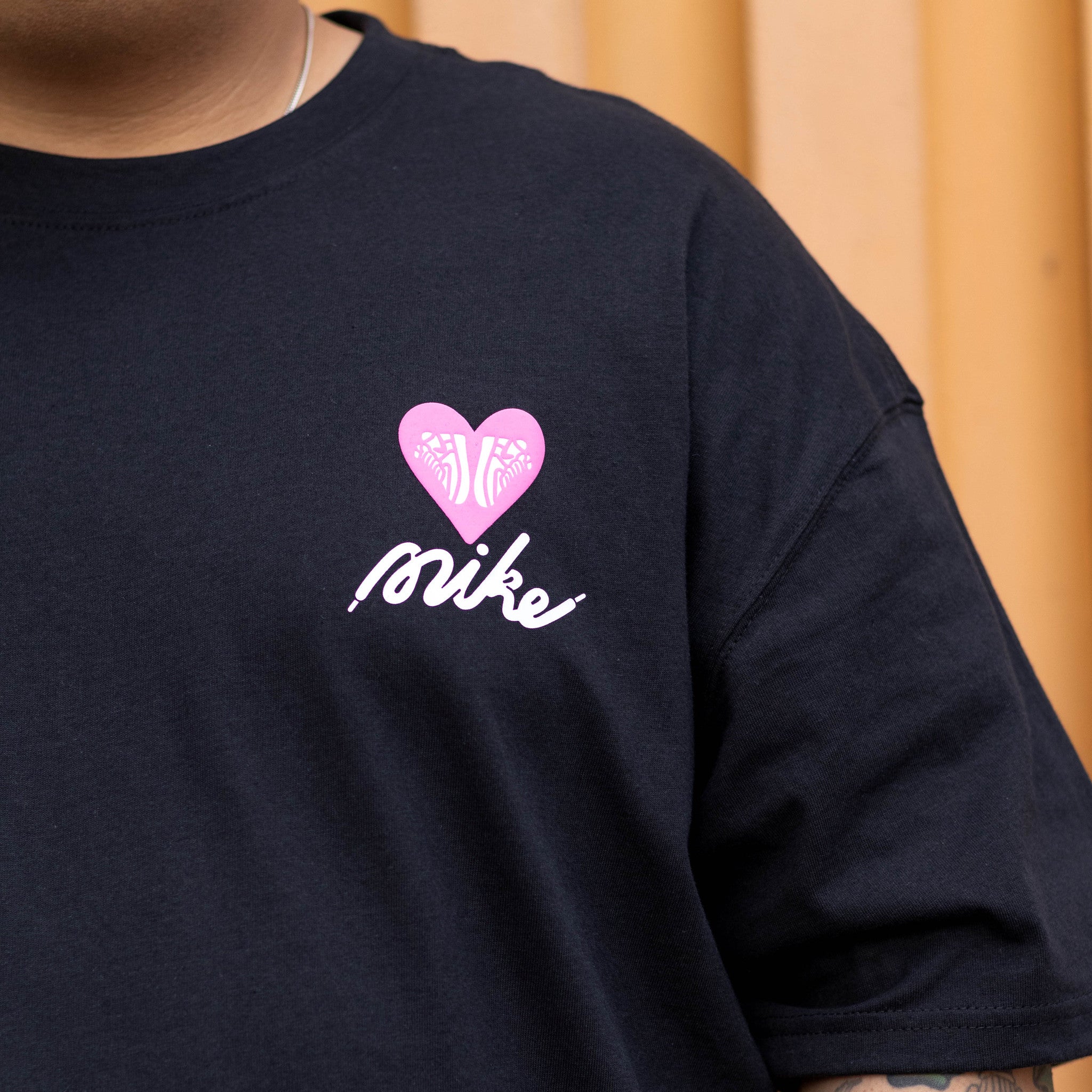 NIKE TEE BLACK V DAY