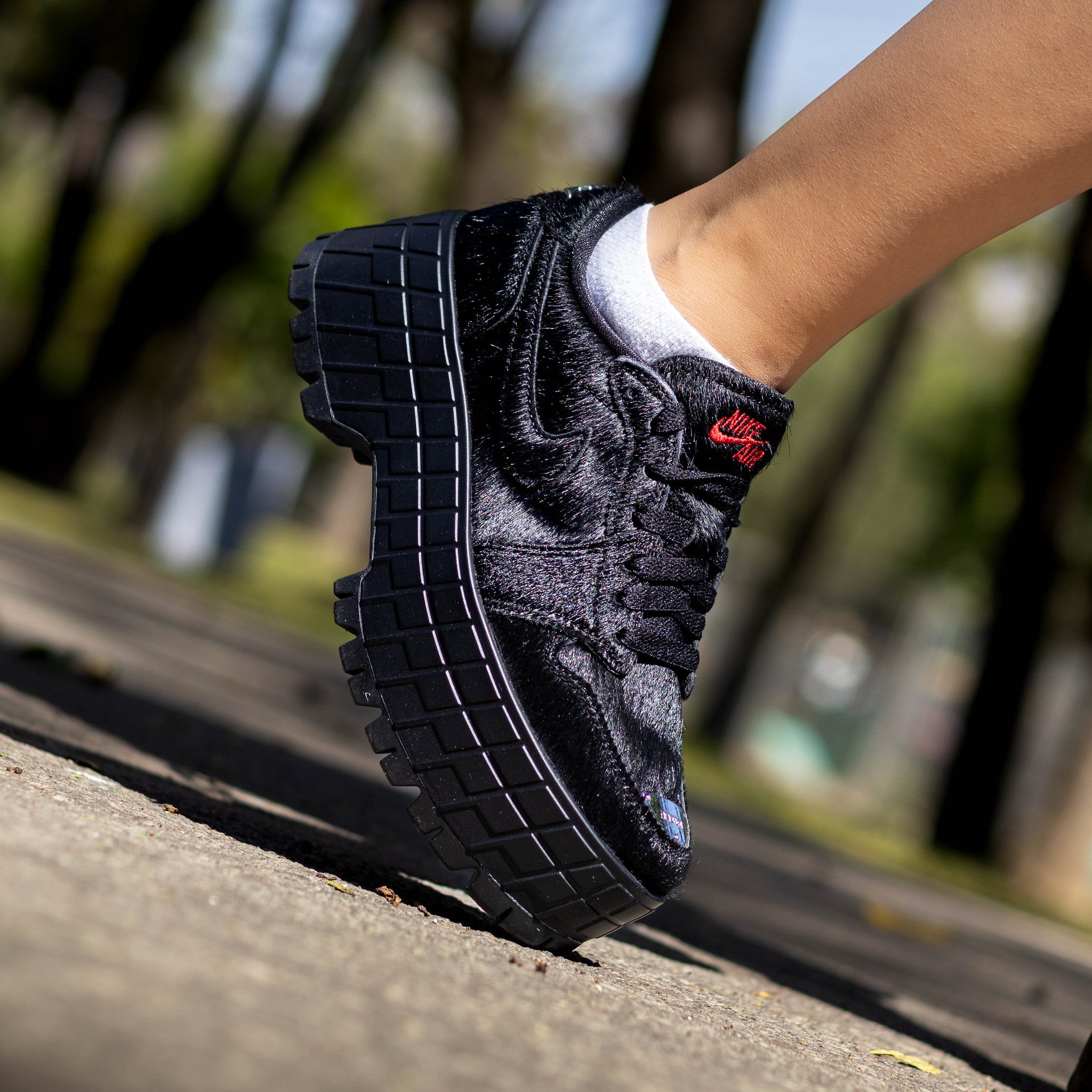 AIR JORDAN 1 BROOKLYN LOW BLACK W