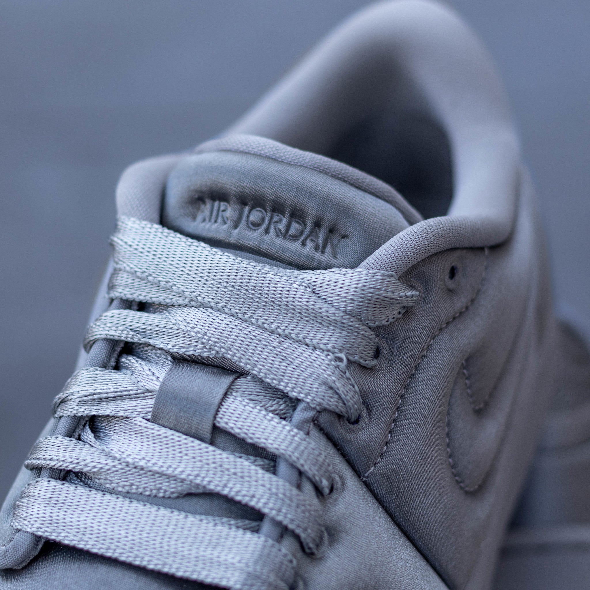 AIR JORDAN 1 LOW MM SATIN GREY W