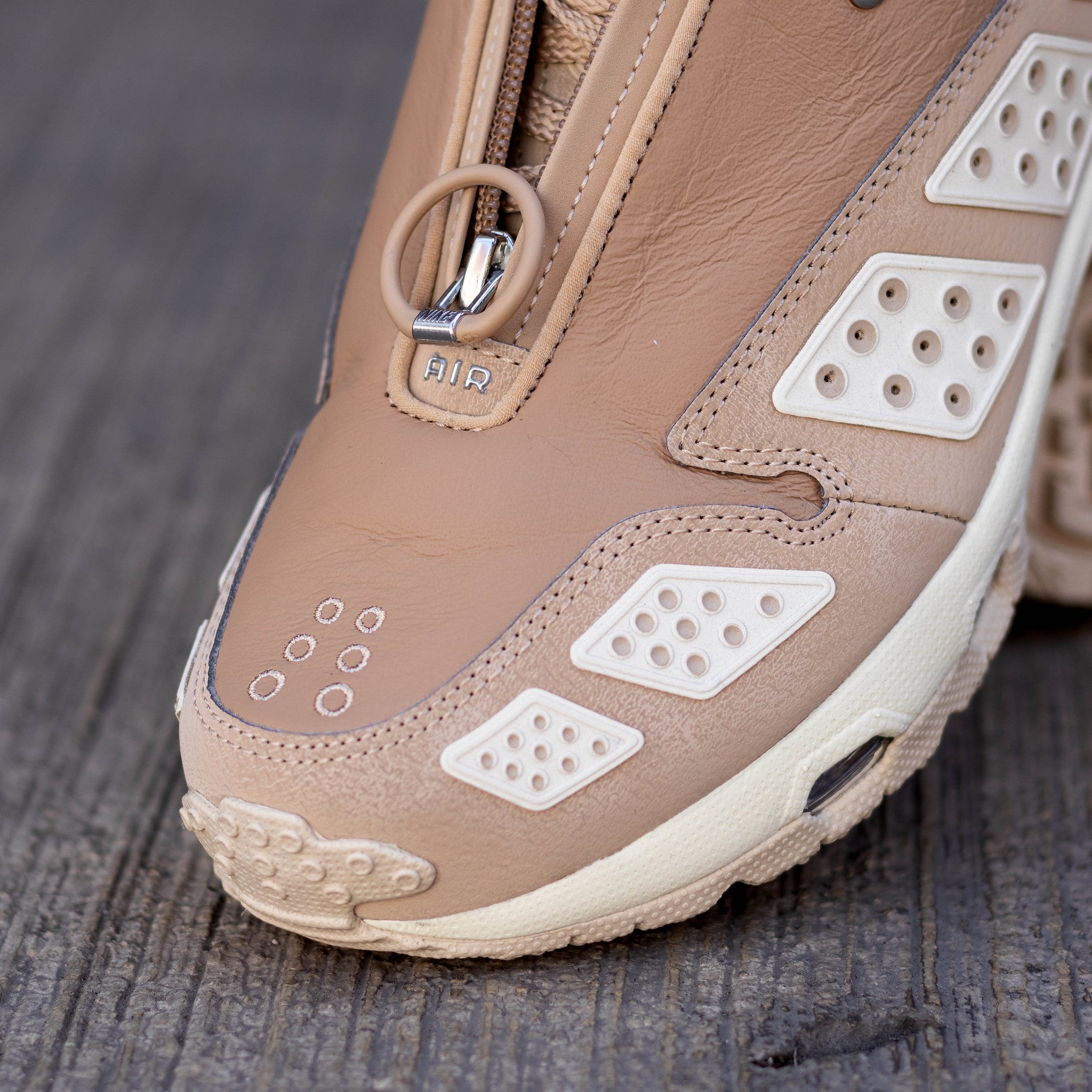 NIKE AIR MAX SNDR PRM RATAN