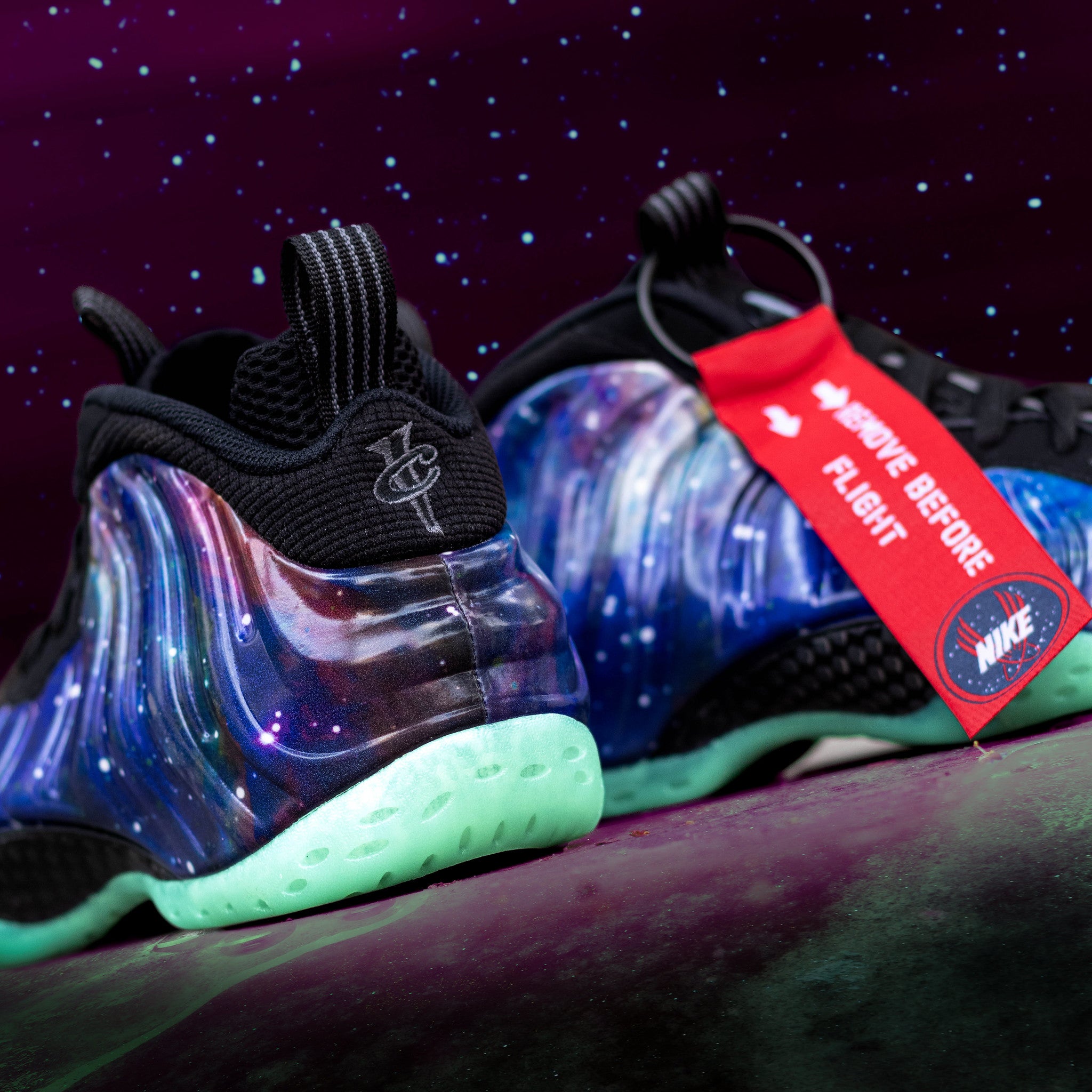 NIKE AIR FOAMPOSITE ONE GALAXY