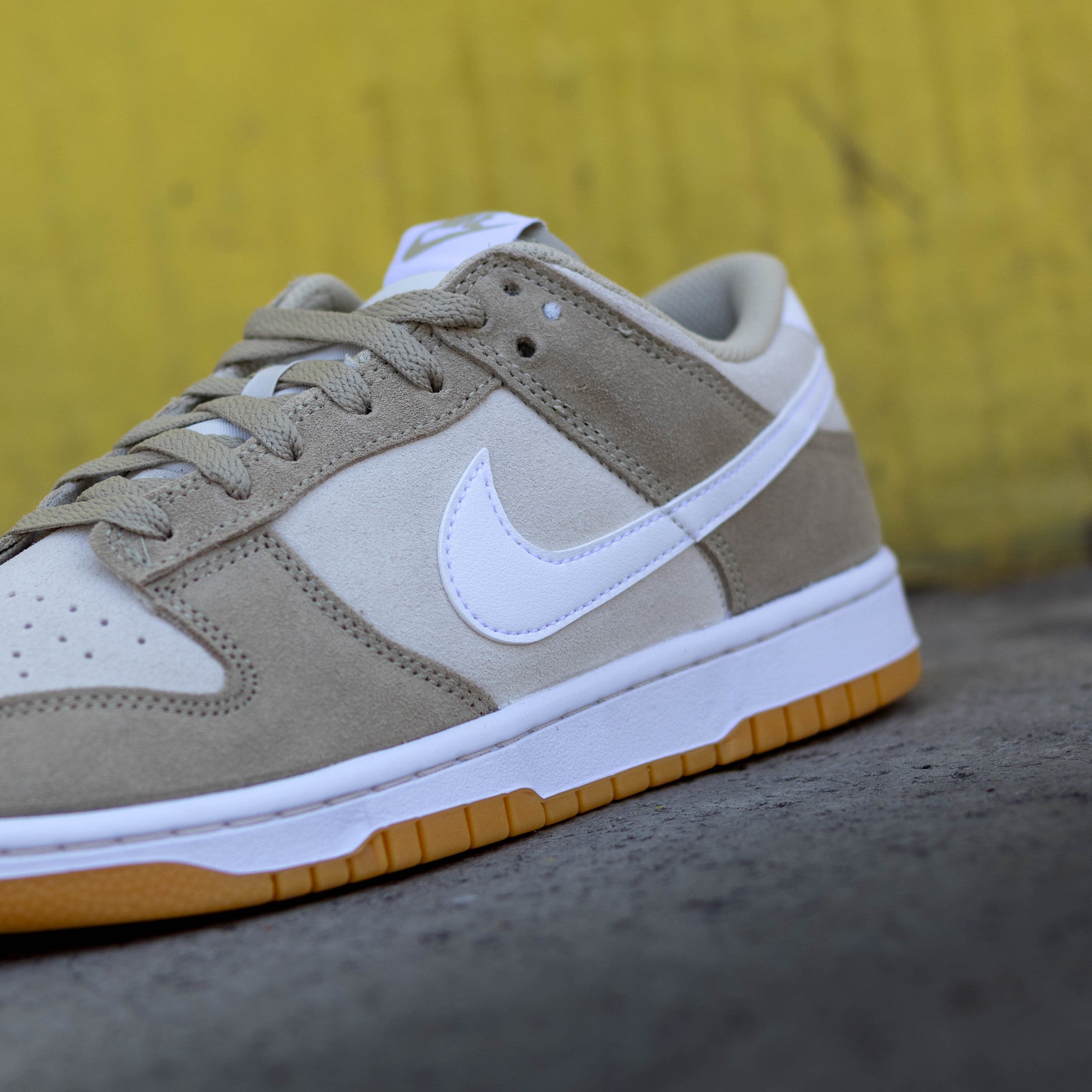 NIKE DUNK LOW PALE IVORY OREWOOD BROWN