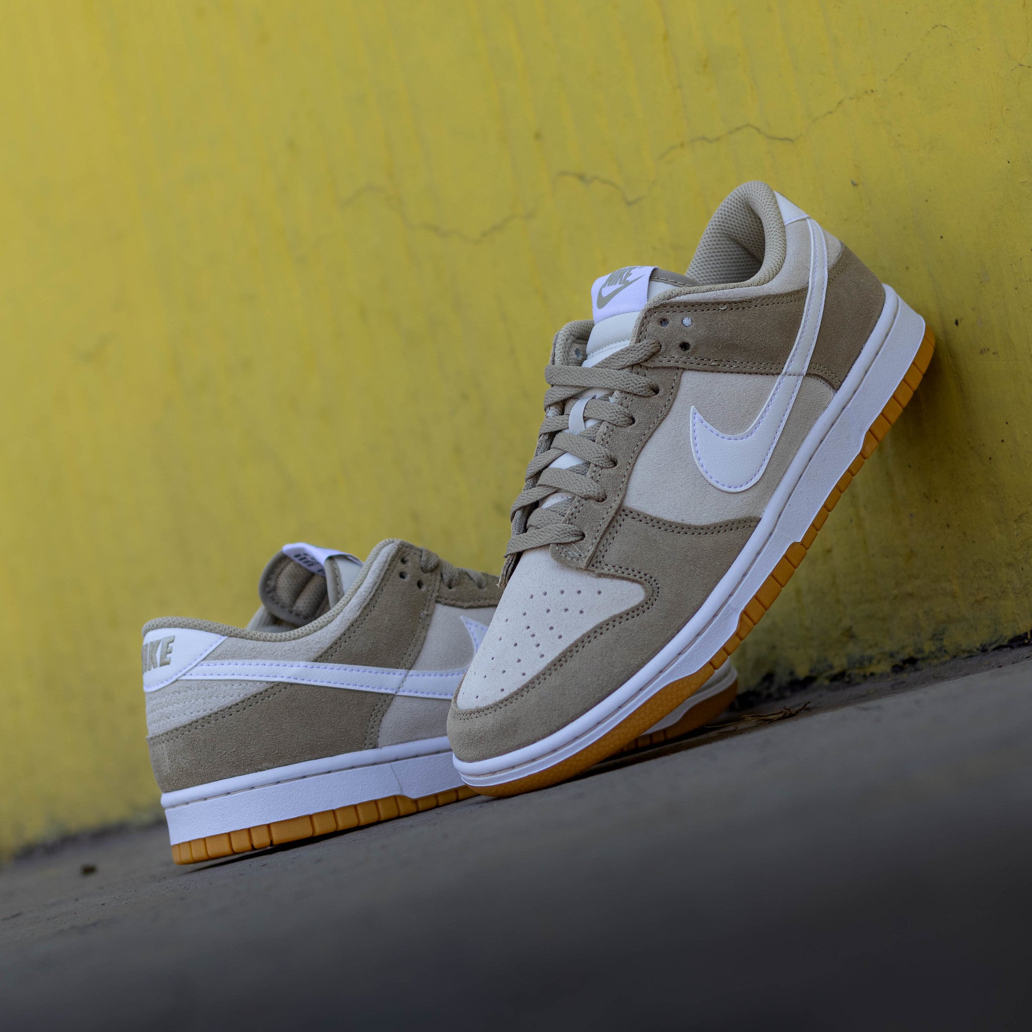 NIKE DUNK LOW PALE IVORY OREWOOD BROWN