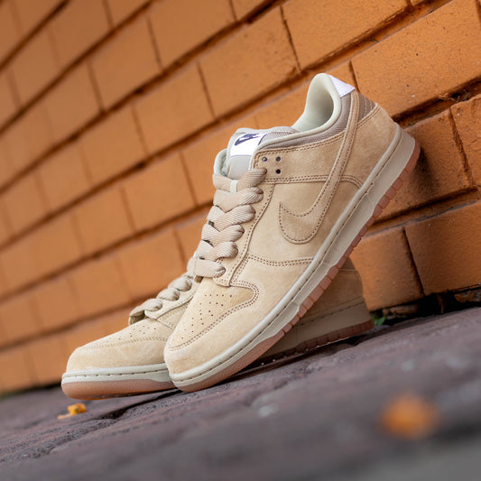 NIKE SB DUNK LOW PARACHUTE BEIGE