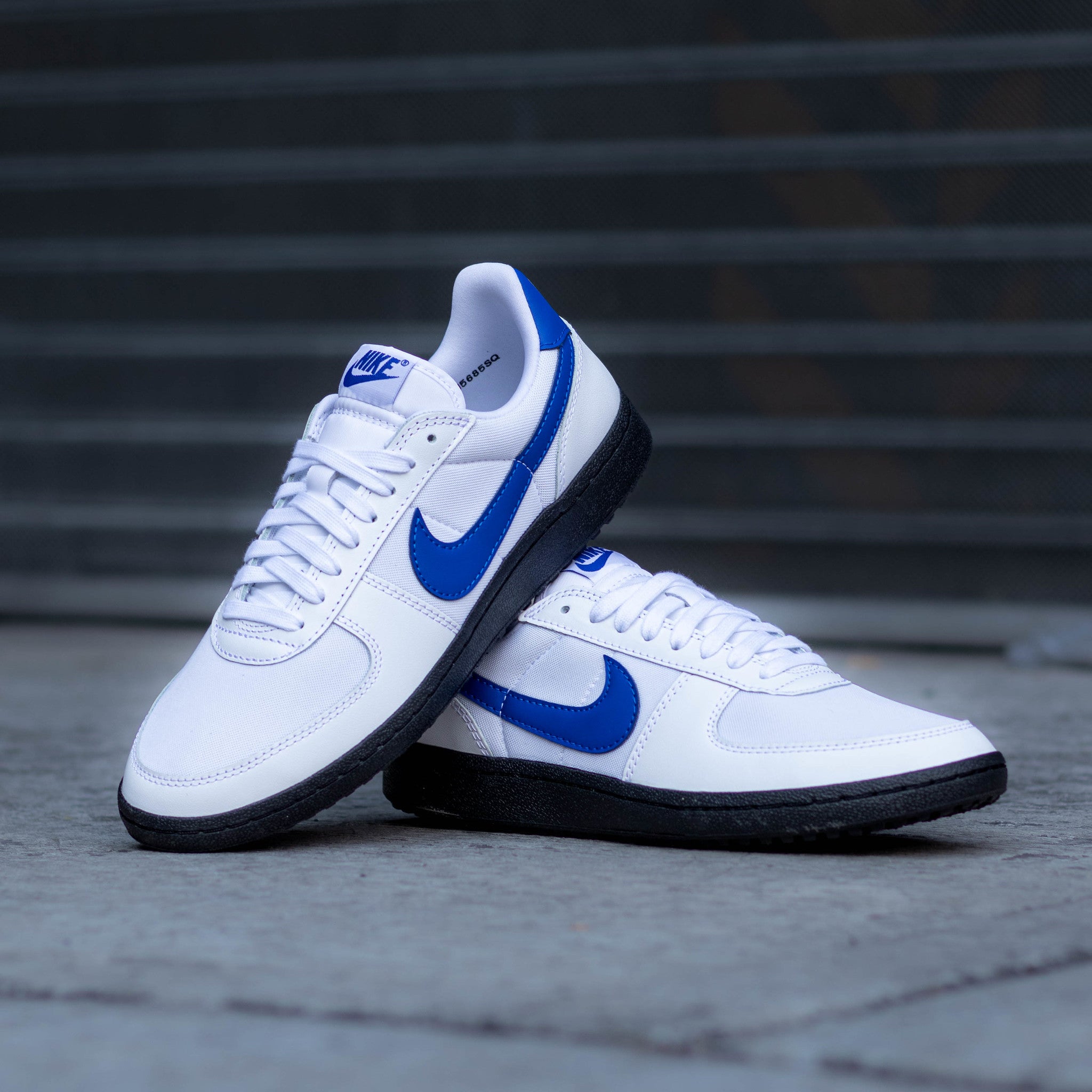 NIKE FIELD GENERAL 83 WHITE VARSITY ROYAL