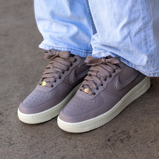 NIKE AIR FORCE ONE LOW NN MINK MARRON W